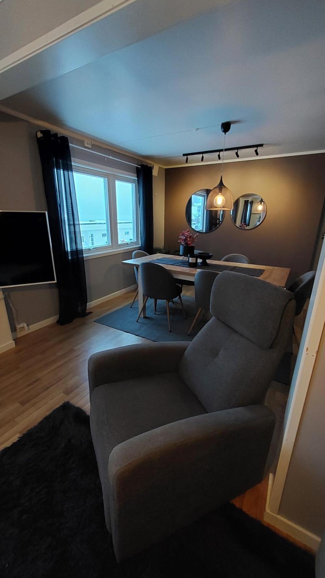 Lyngen Apartments Lyngseidet Buitenkant foto